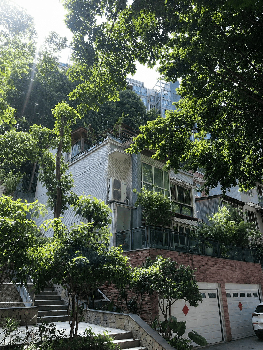 秀山岛居岁月从容升级：小小岛老别墅加装蒂升悦行款电梯
